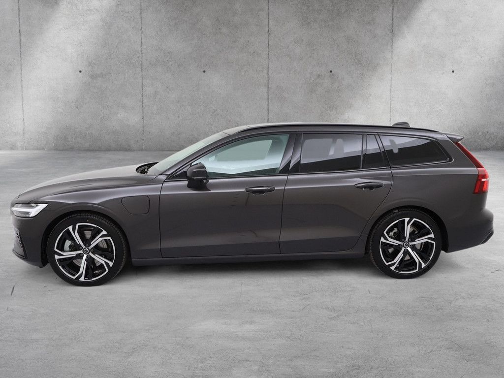 Volvo V60 T6 Plus Dark Recharge Plug-In Hybrid AWD
