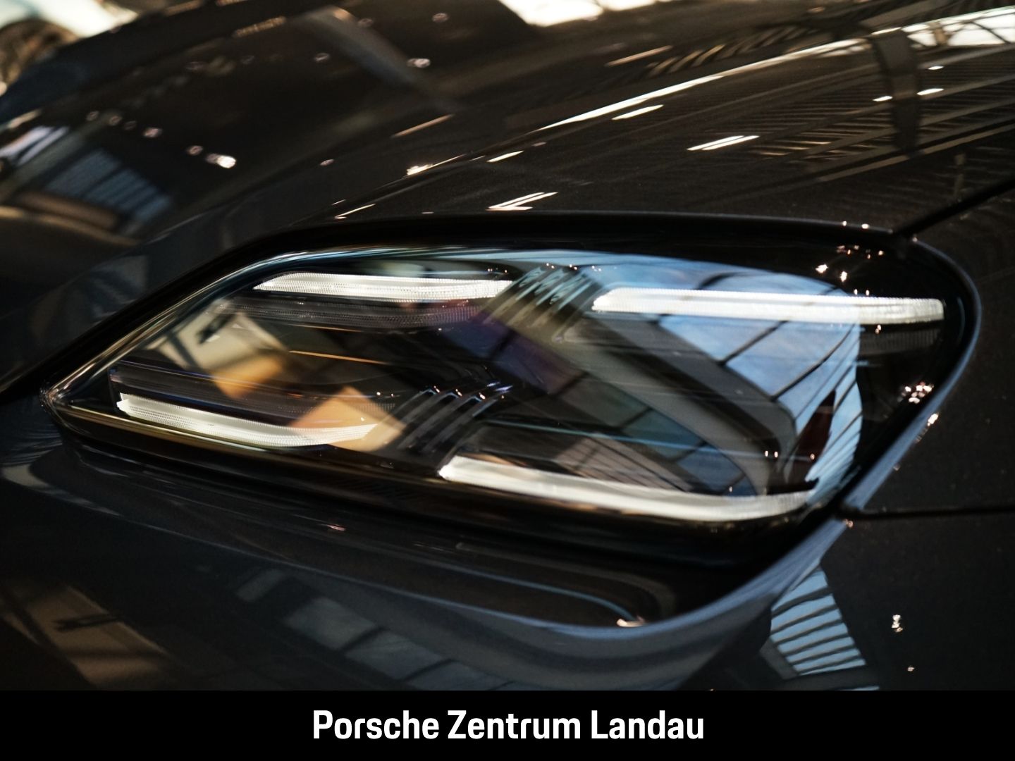 Porsche Macan 4S Burmester HA-Lenkung InnoDrive Head-Up