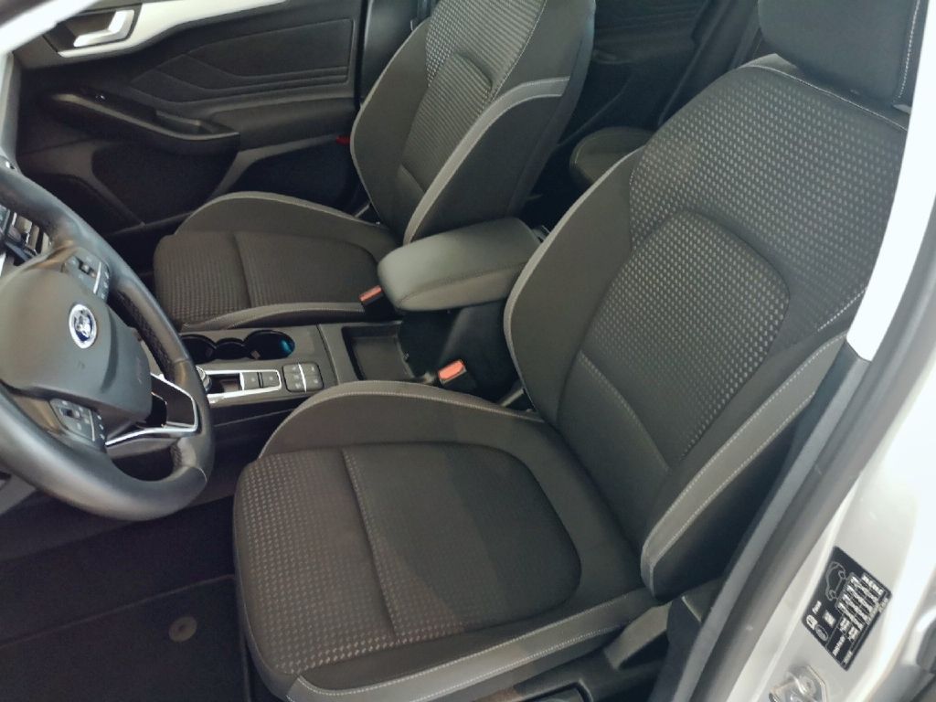 Ford Focus - Samsaru's Car Outlet
