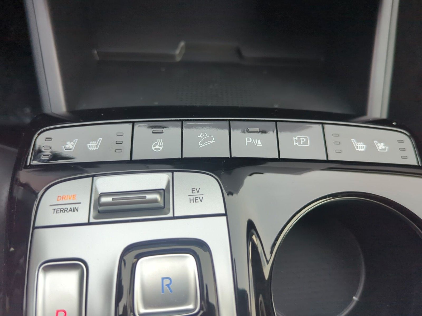 Hyundai TUCSON PRIME Plug-In Hybrid 4WD - Samsaru's Car Outlet