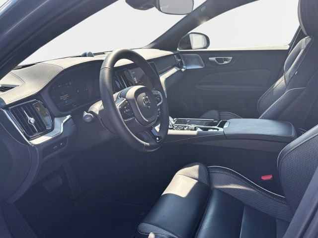 Volvo S60 Recharge T8 AWD Polestar Engineered 19'' HUD