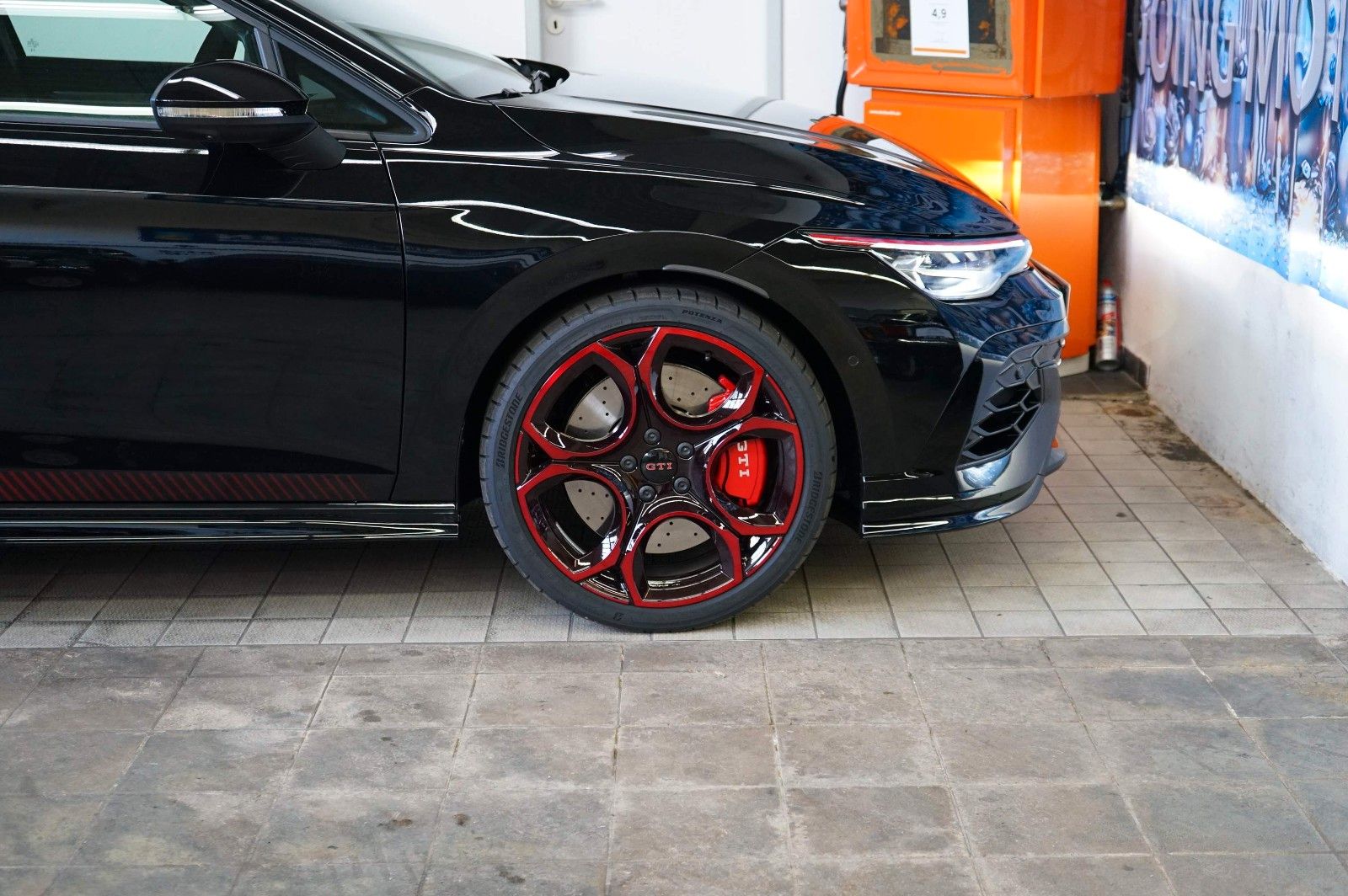 Volkswagen Golf VIII 8 Lim. 2.0 TSI 239 kW GTI Edition 50