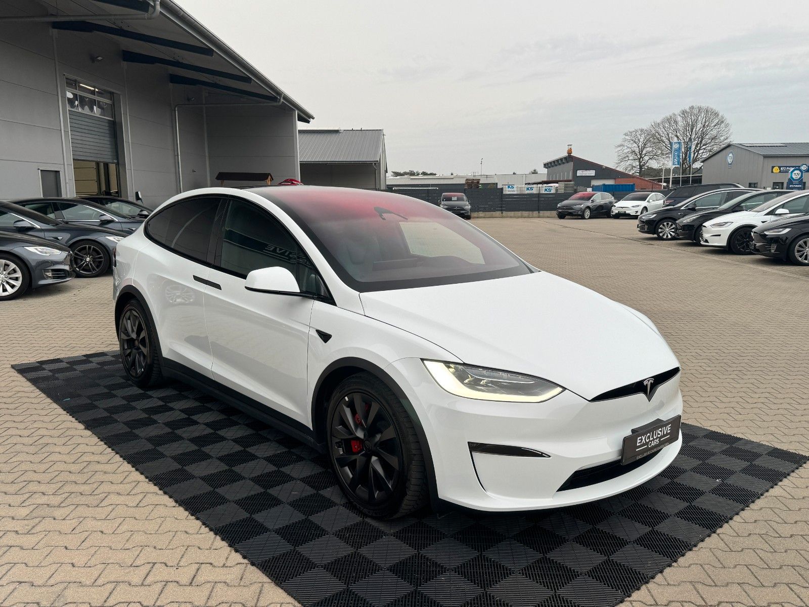 Tesla MODEL X PLAID | HARDWARE 4 | 6 SEATS |