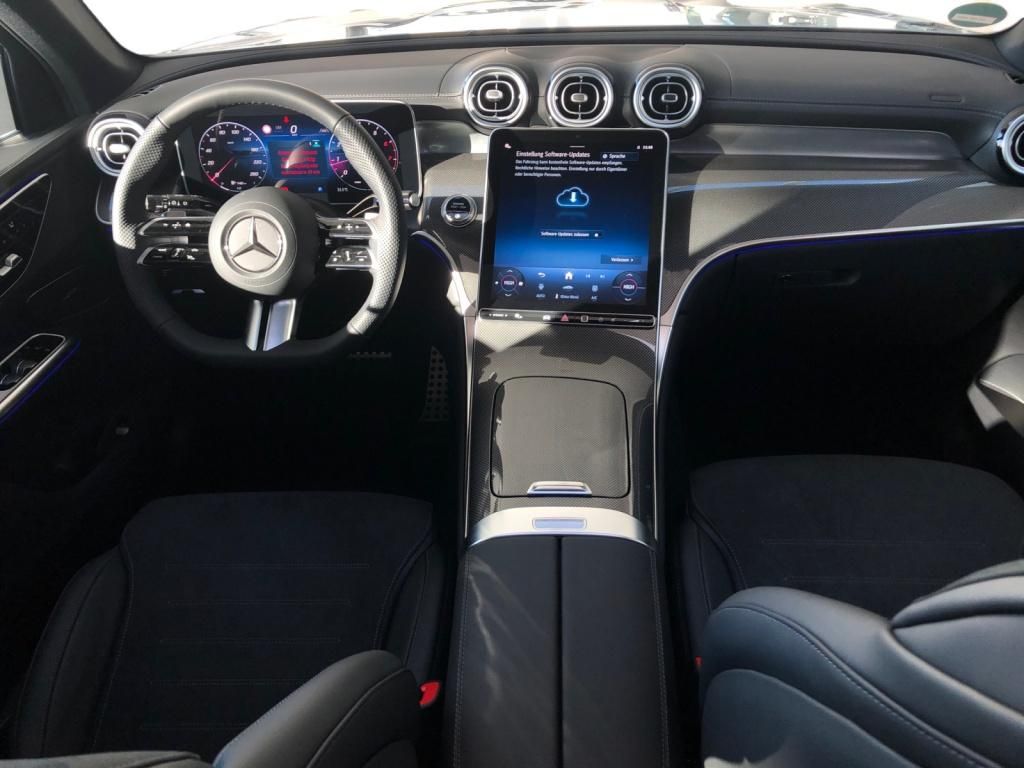 Mercedes-Benz GLC 200 4MATIC +EditionAMG+20Z+Night+Pano+AHK