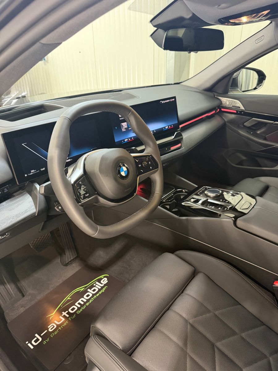 BMW 520i Limousine, Head-UP, Bowers&Wilkins, 1 Hand