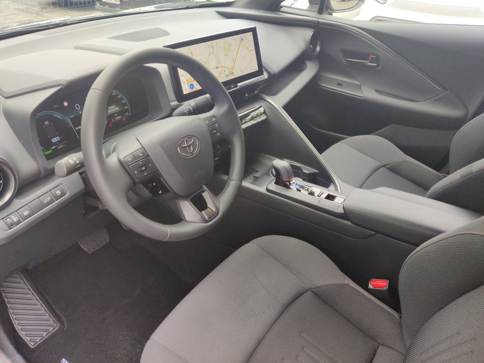 Toyota C-HR Hybrid Team D * Jahreswagen * wenig KM