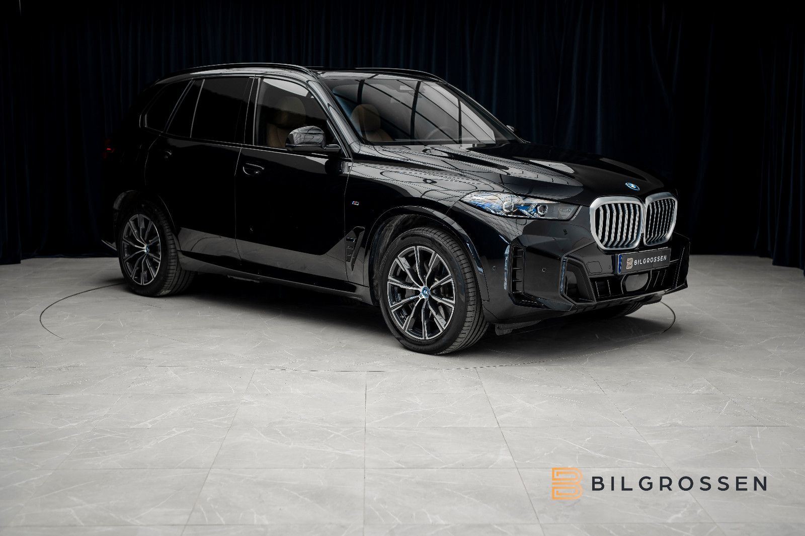 BMW X5 xDrive50e M Sport Inno B&W Pano HUD 360 TOW