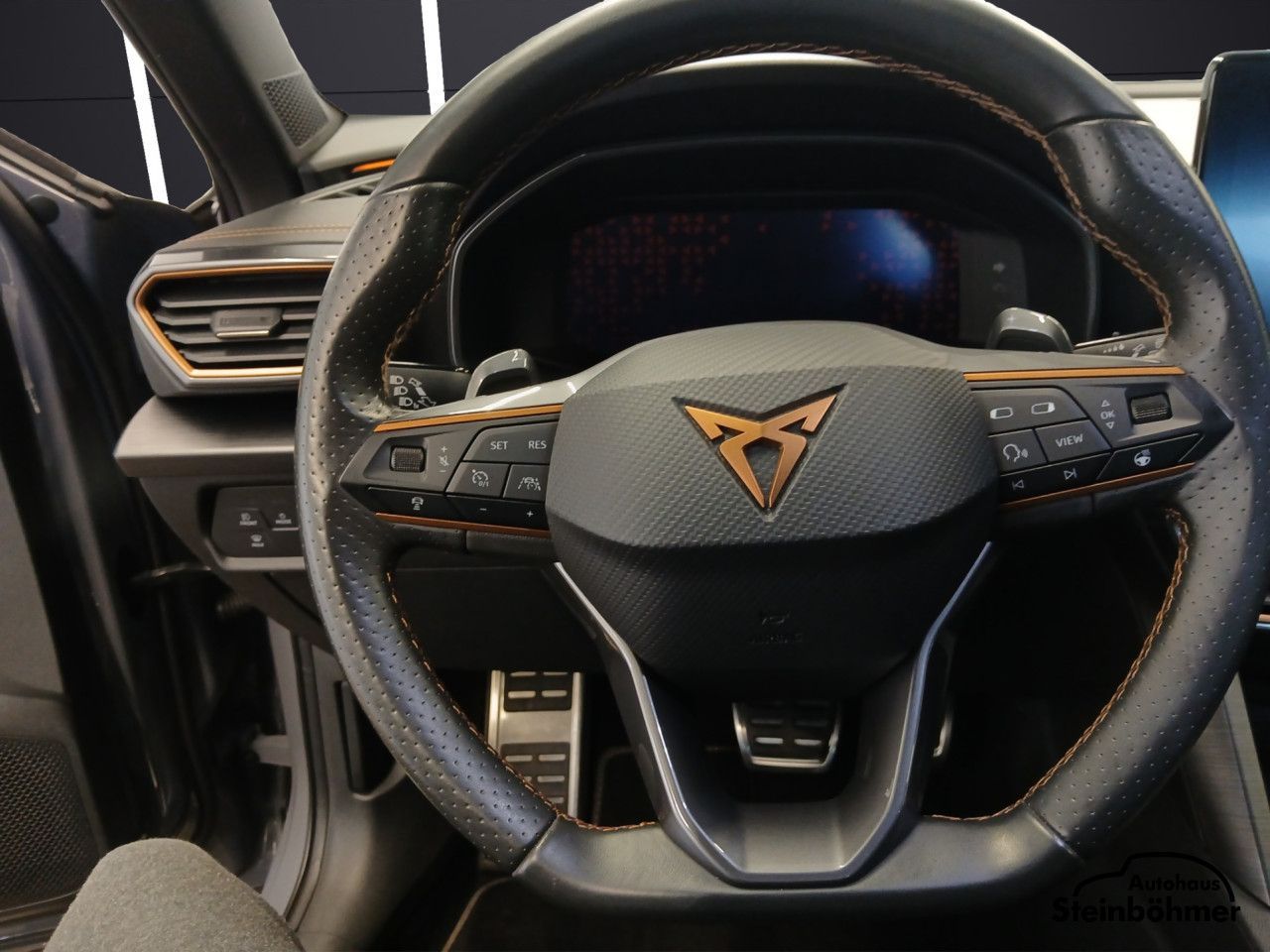 Cupra Formentor VZ 1.4TSI LED NAV AHK SHZ ACC RFK Navi