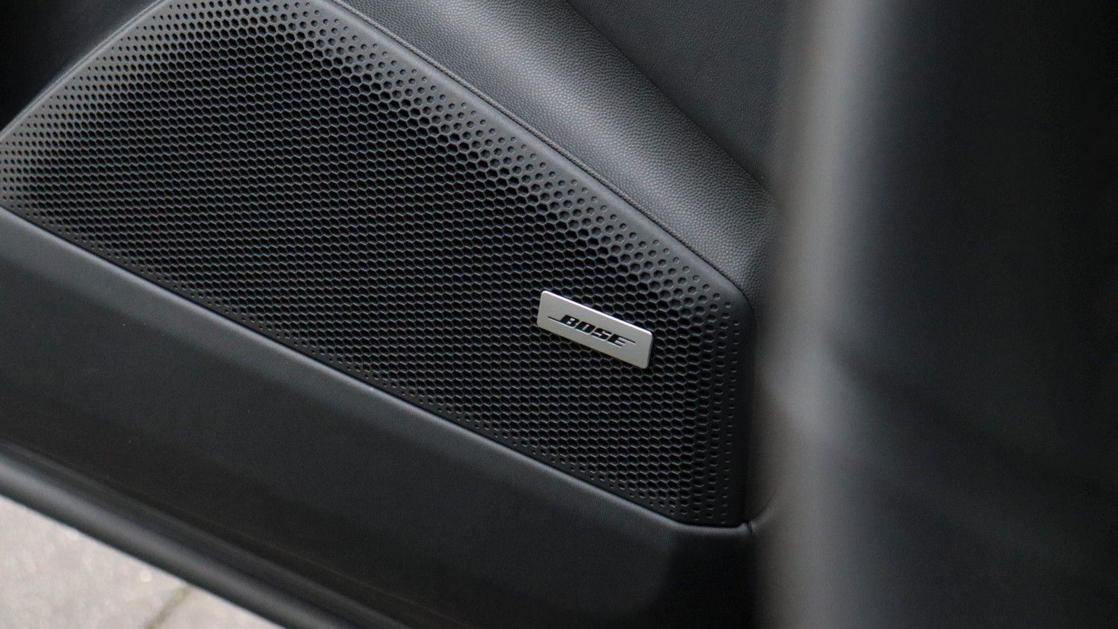 Porsche Macan Electric Turbo, Innodr. Pano,HUD,AHK, BOSE