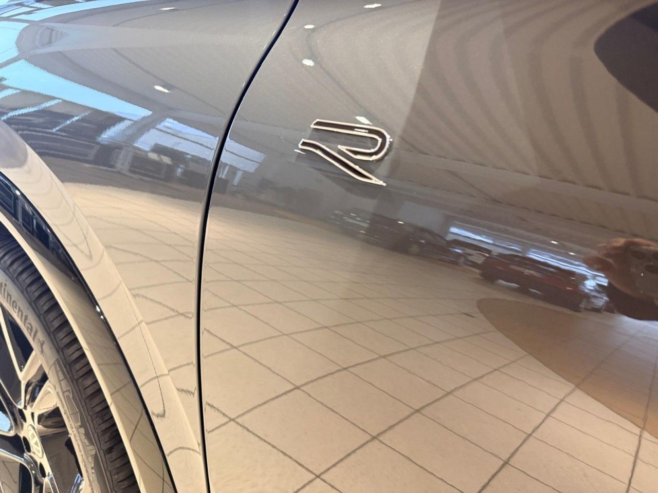 Volkswagen Tiguan 2.0 TDI R-Line 4Motion AHK Pano StandH