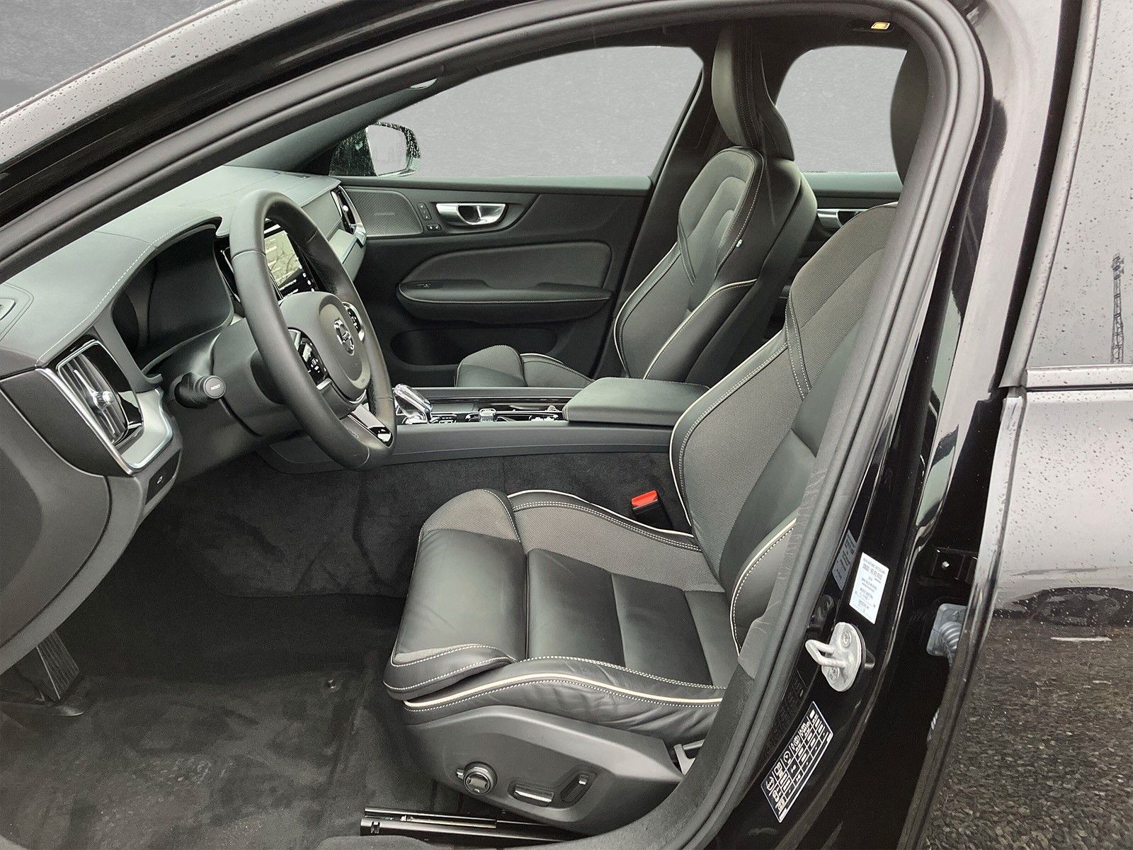 Volvo S60 B5 AWD Mild-Hybrid Ultimate Dark ACC BLIS SD