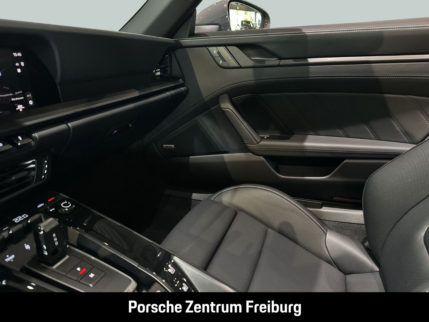 Porsche 992 911 Targa 4 GTS BOSE Sportabgasanlage LED