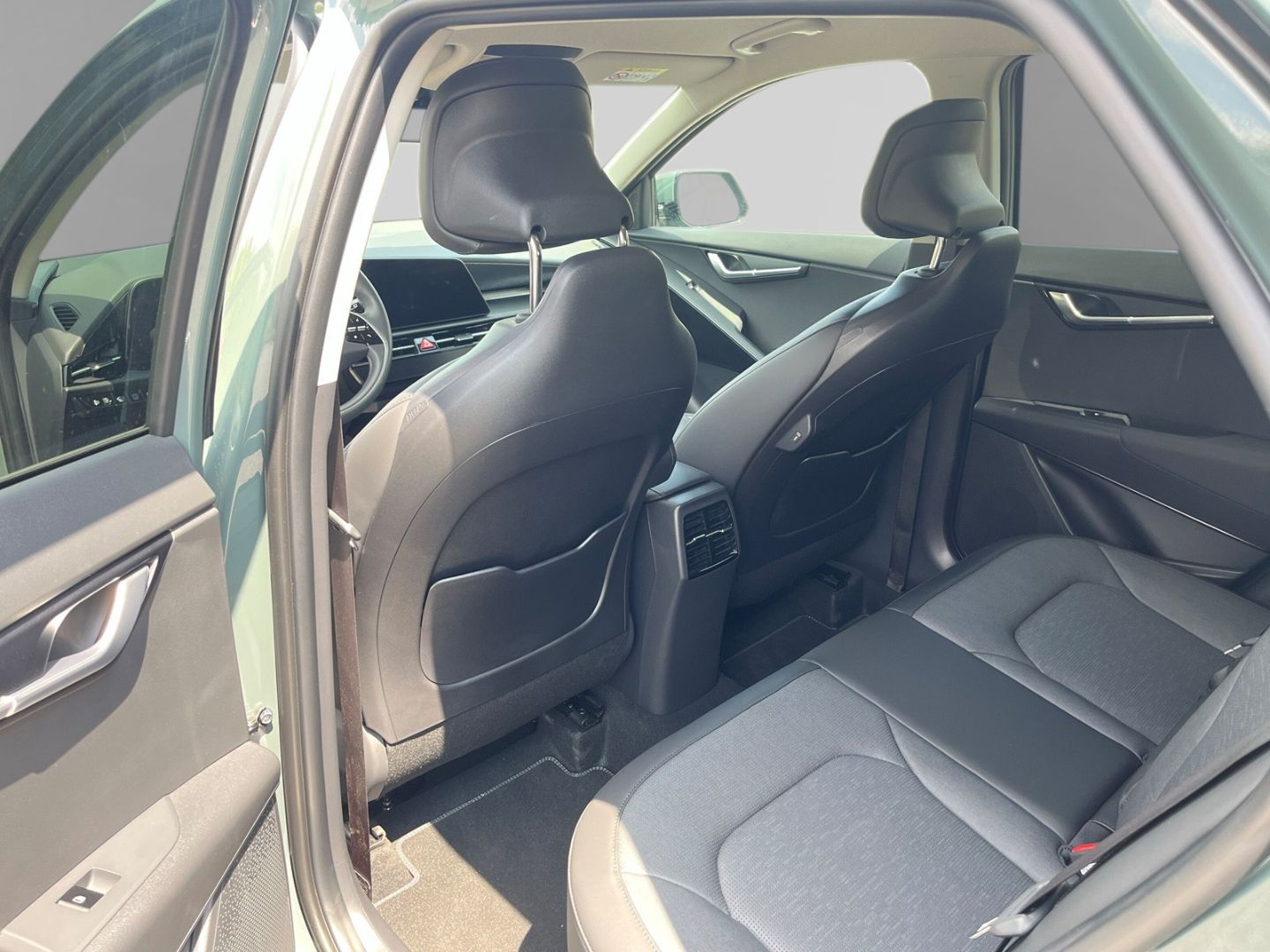 Kia Niro HEV Spirit 2WD - Samsaru's Car Outlet