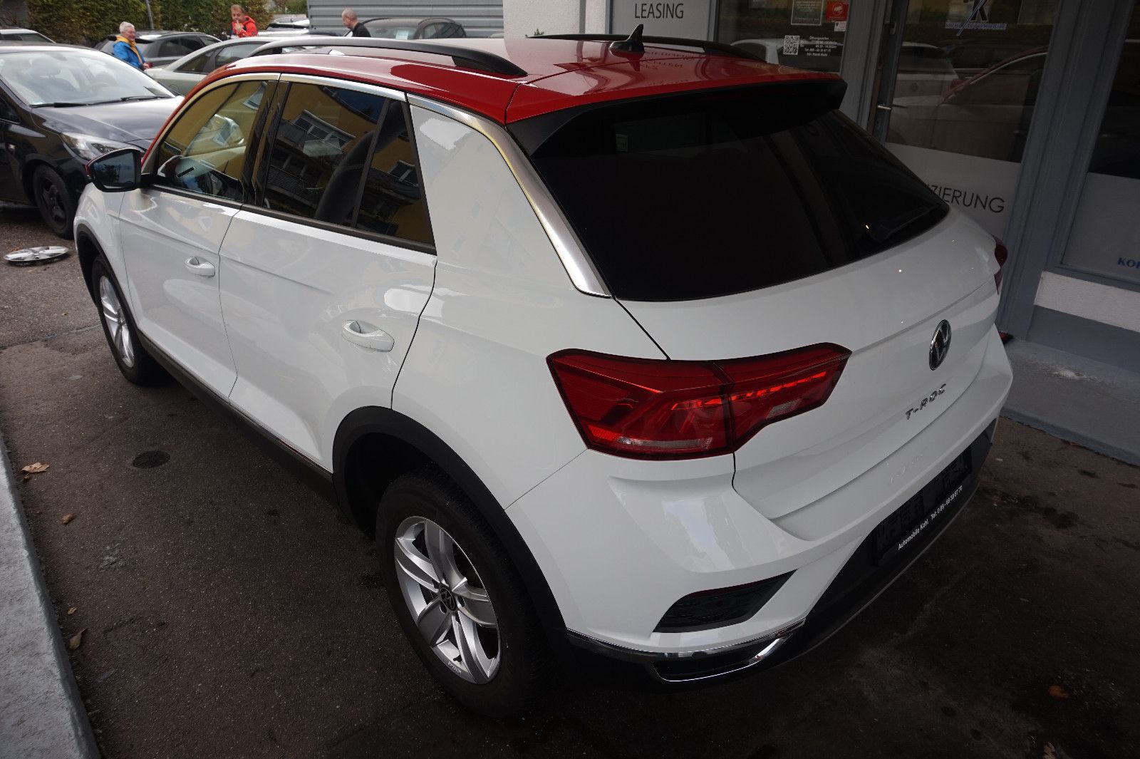 Volkswagen T-Roc Style - Samsaru's Car Outlet