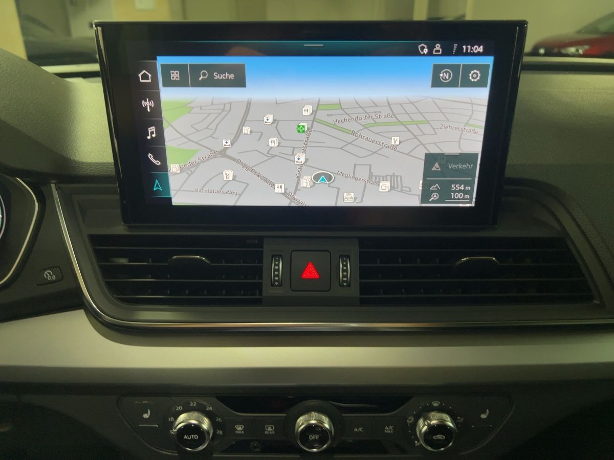 Audi Q5 40 2.0 TDI quattro S tronic - Samsaru's Car Outlet