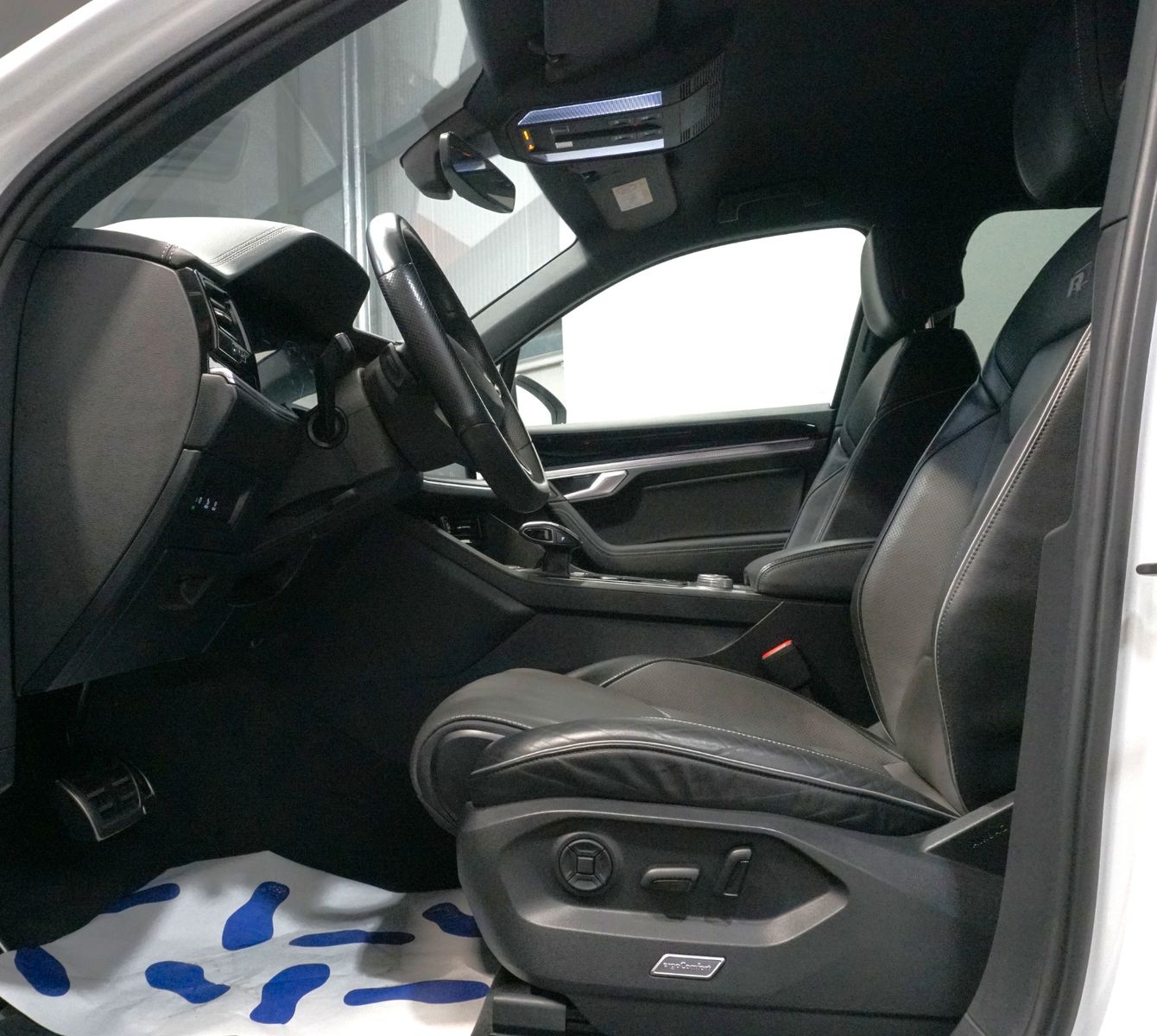 Volkswagen Touareg R-Line 4Motion 3.0 TDI*STDHZ*AHK*RfK