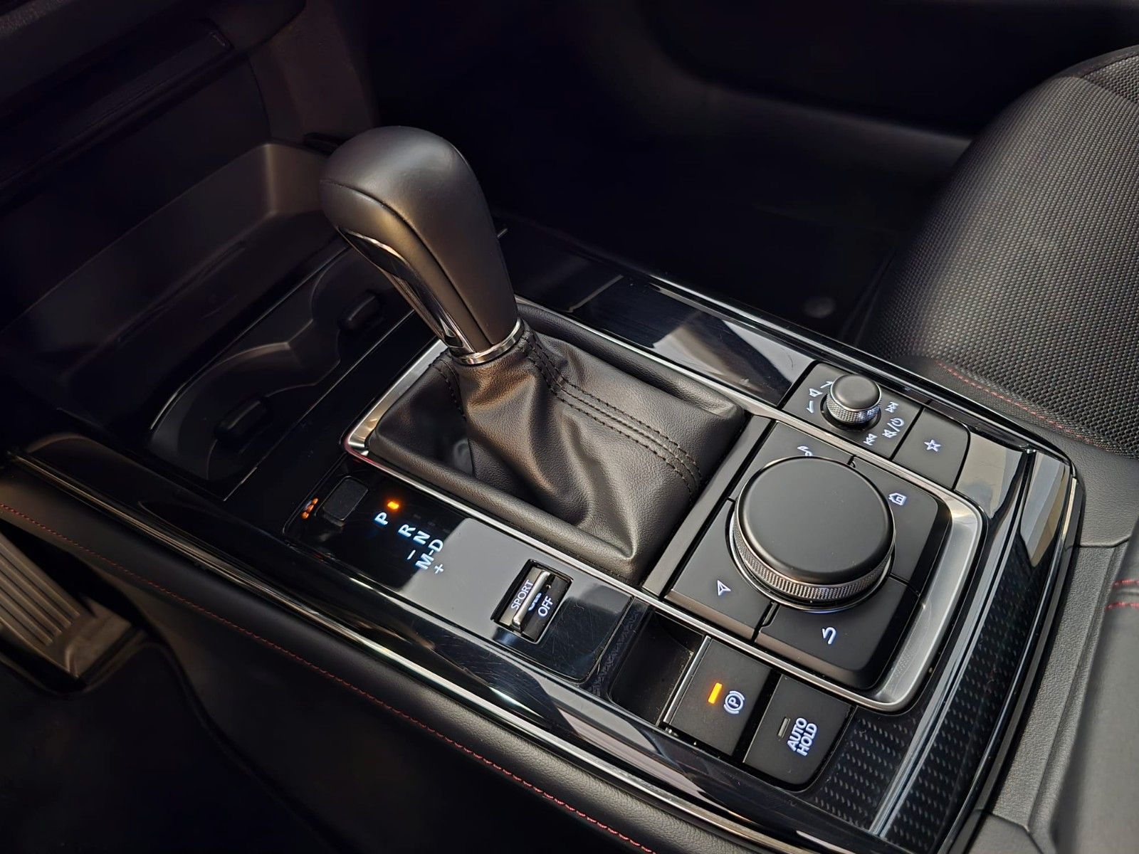 Mazda CX-30 Homura FWD 2025 *140 PS/2,5L AT. *RFK*NAV