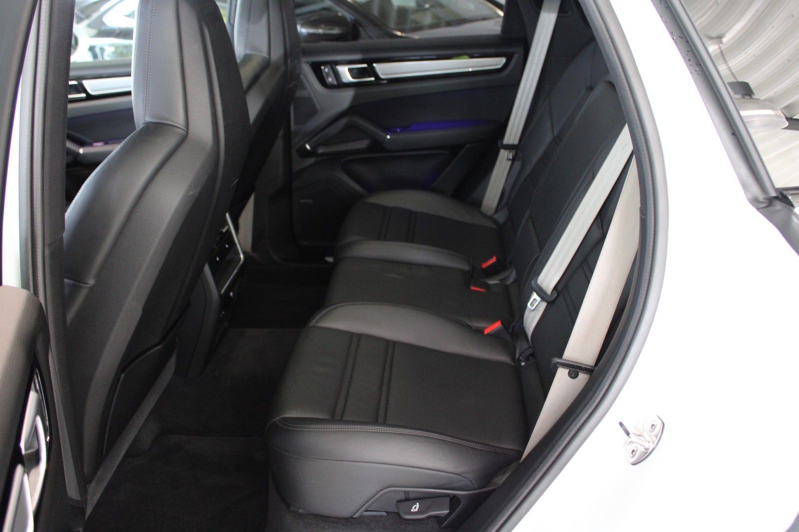 Porsche Cayenne E-Hybrid Platinum Edition