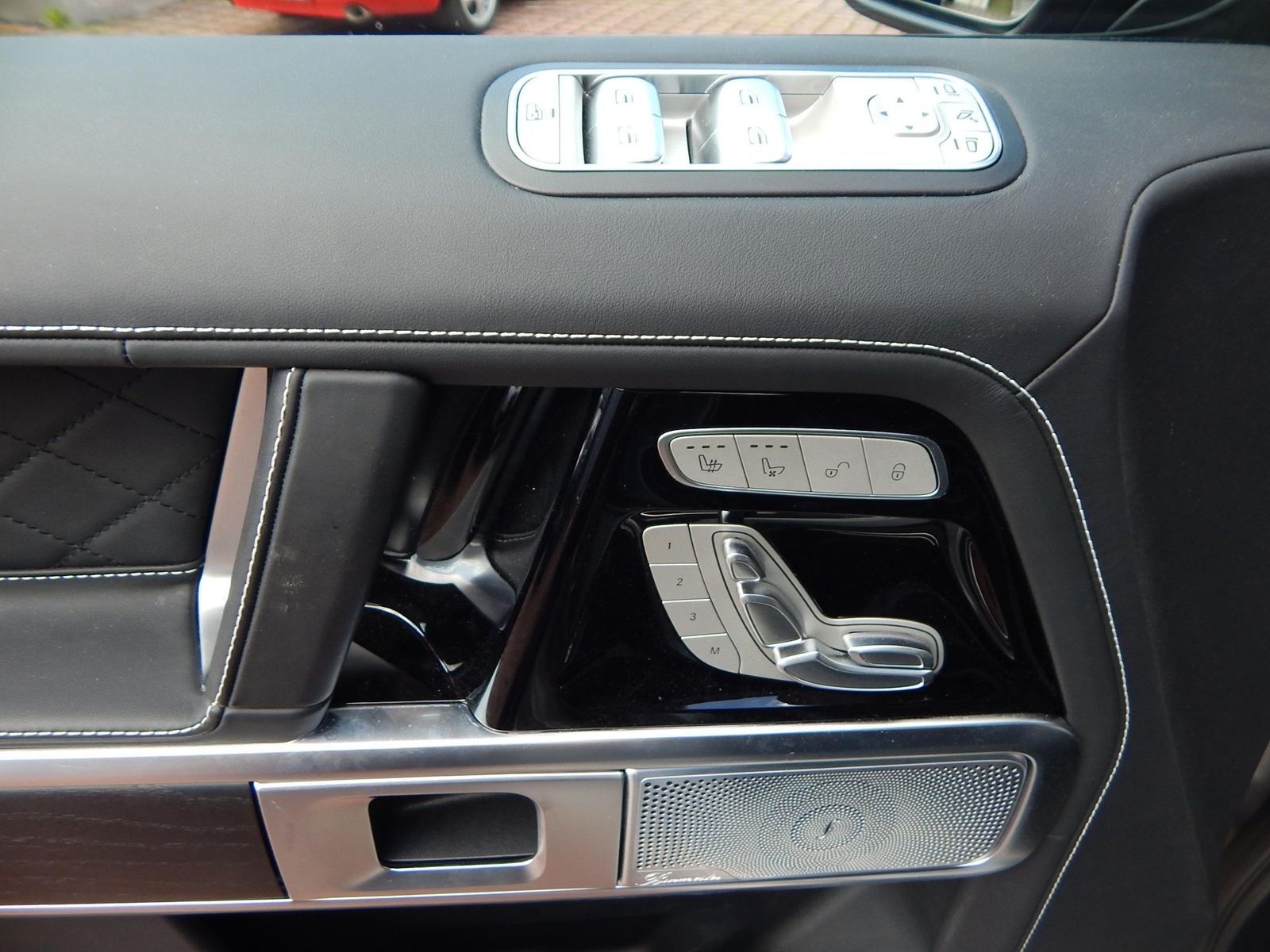 Mercedes-Benz G 63 AMG - Samsaru's Car Outlet