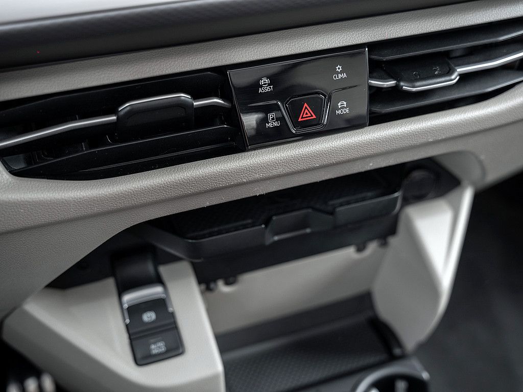 Volkswagen T7 Multivan 2.0 TSI Style AHK PANO KAM MATRIX