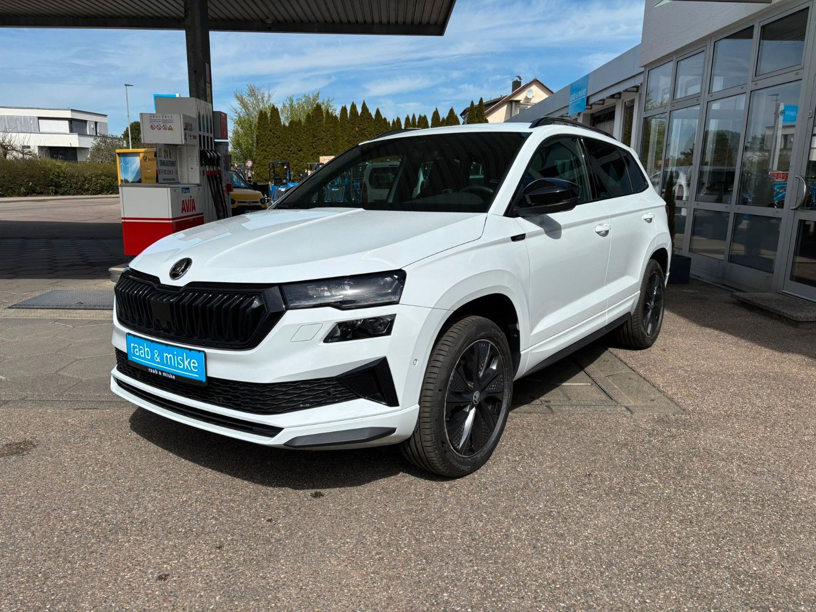 Skoda Karoq Sportline *AHK/Navi/SHZ/ACC/Garantie*