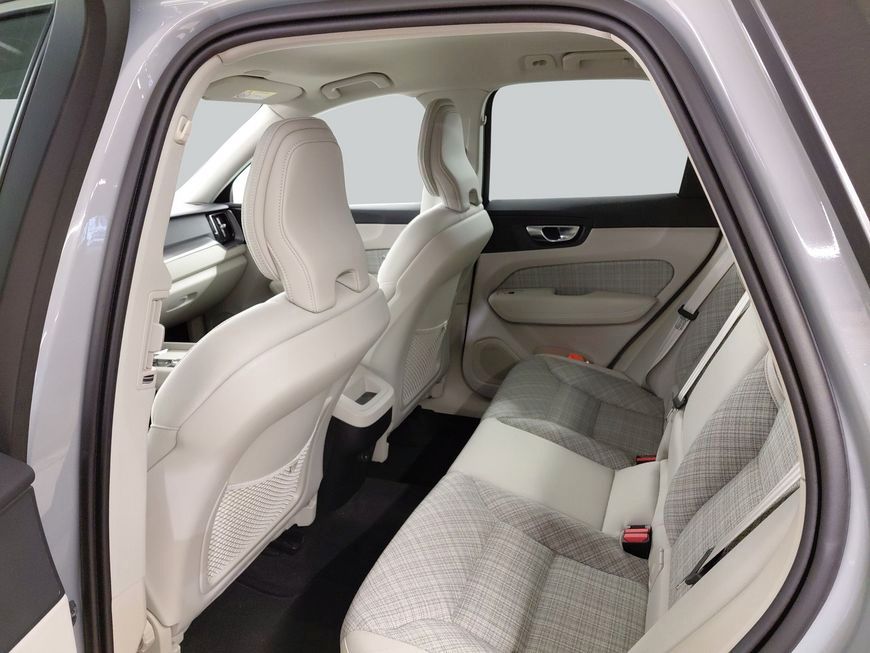 Volvo XC60 B5 B AWD Core