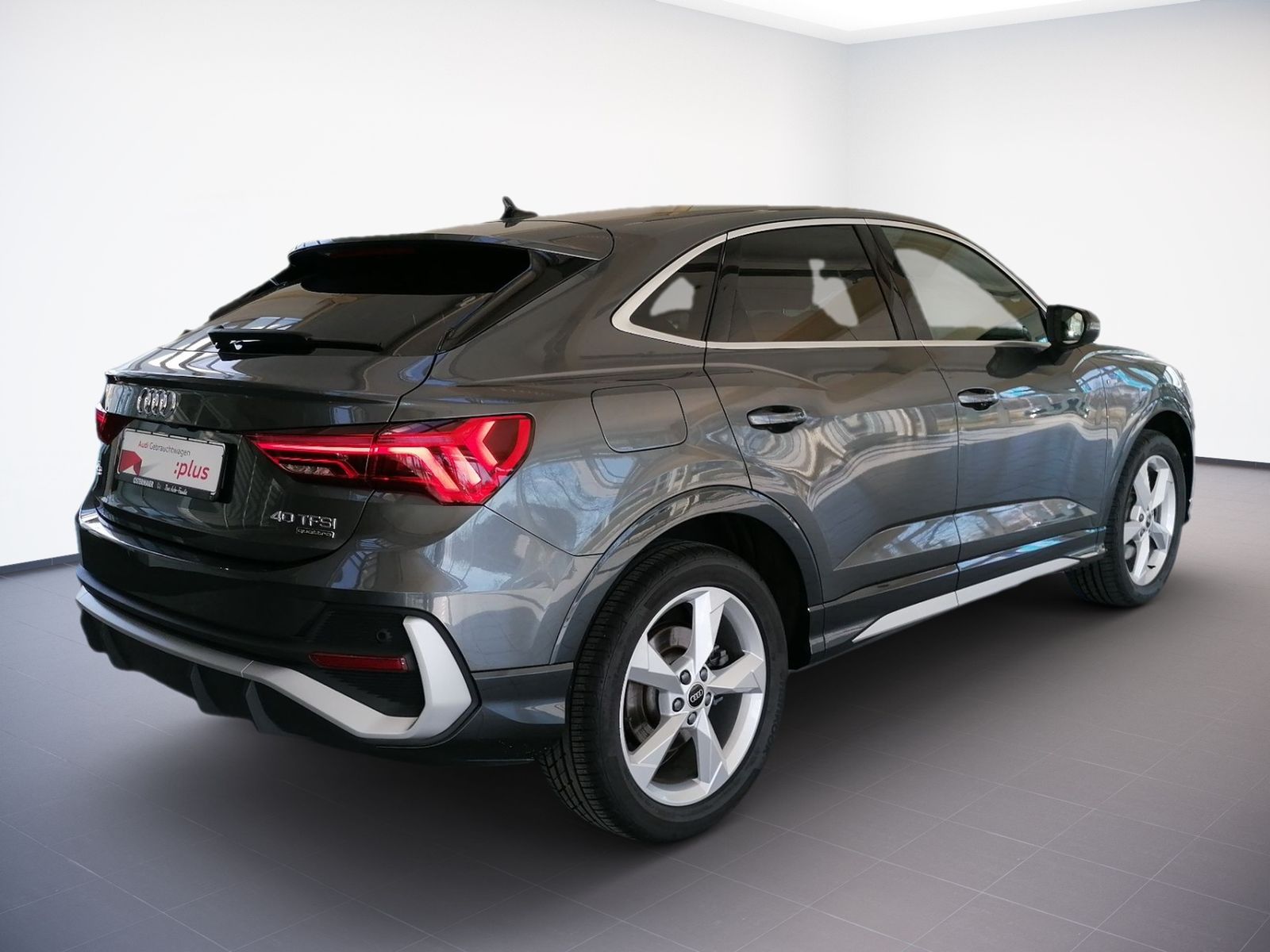 Audi Q3 Sportback S-Line quattro 40 TFSI - Samsaru's Car Outlet