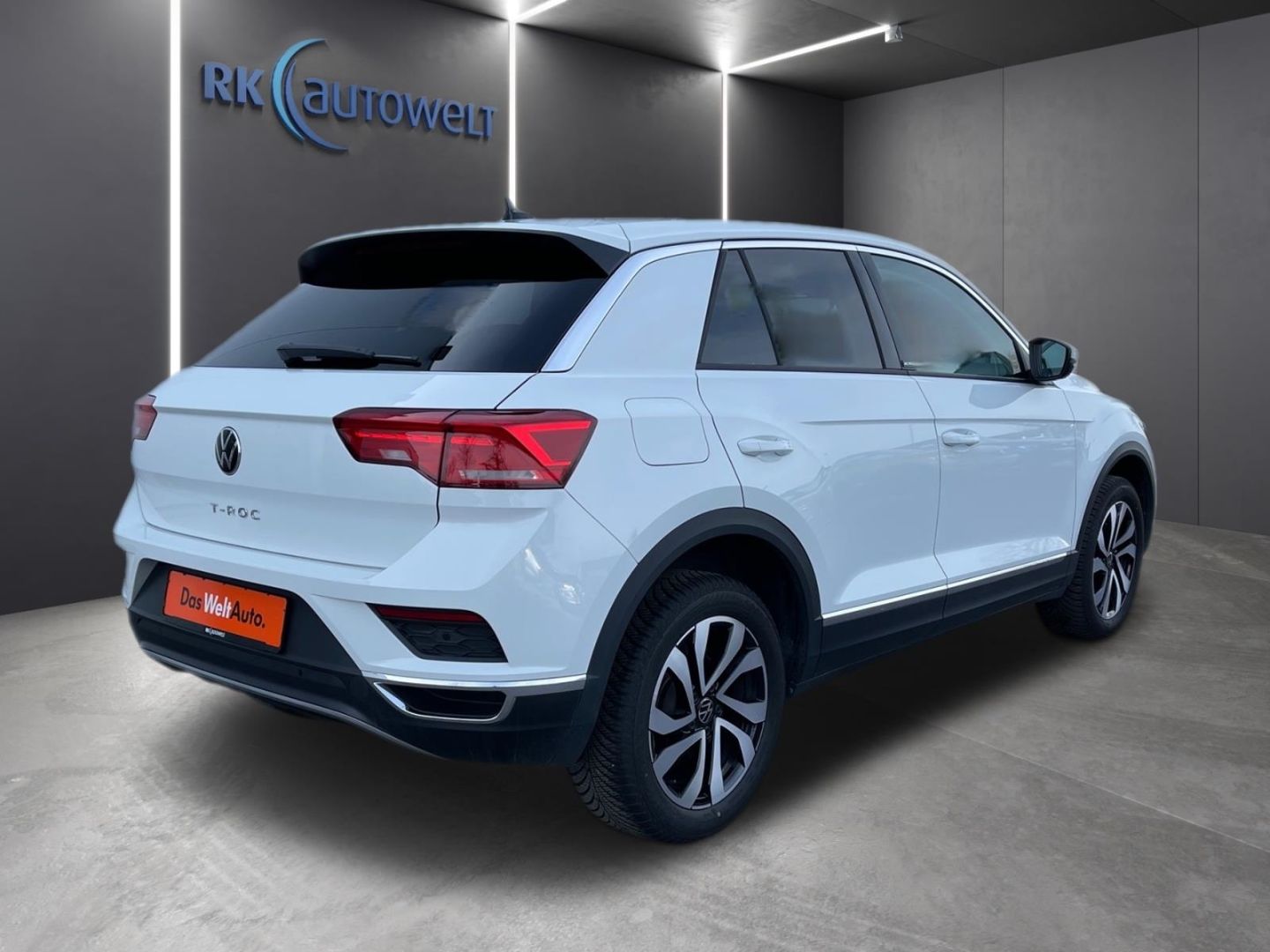 Volkswagen T-Roc Active Style 2.0 TDI - Samsaru's Car Outlet