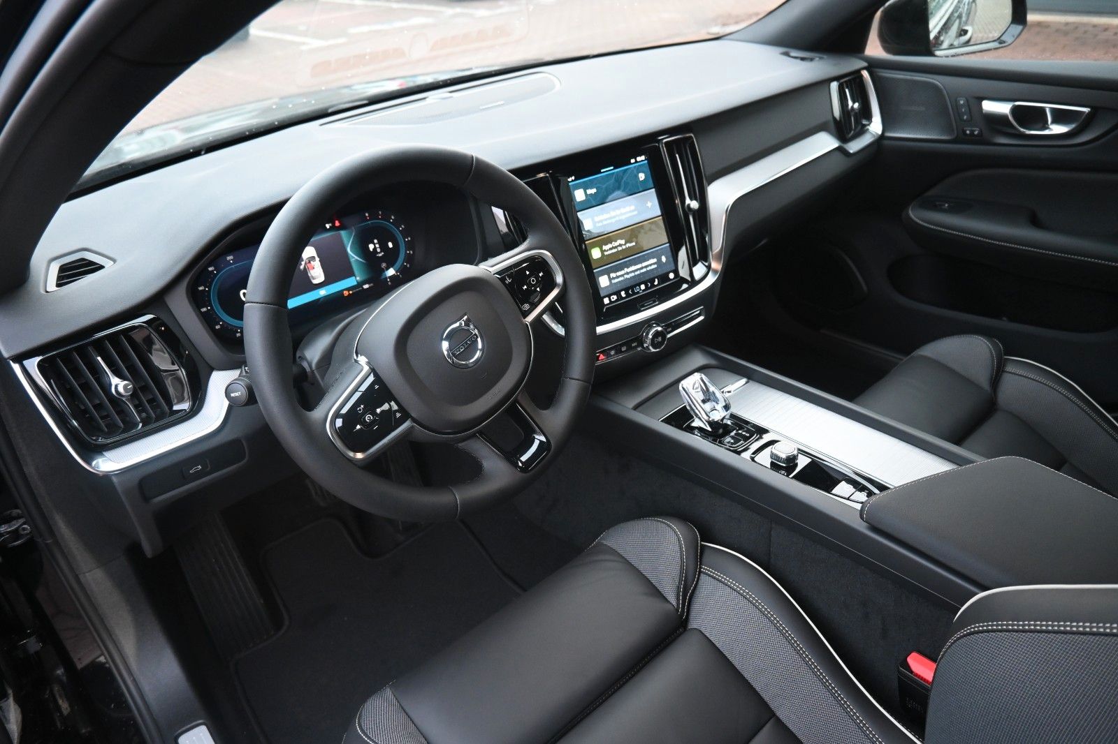 Volvo S60 B4 B DSG Plus Dark*STHZG*360°*PANO*ACC*AHK