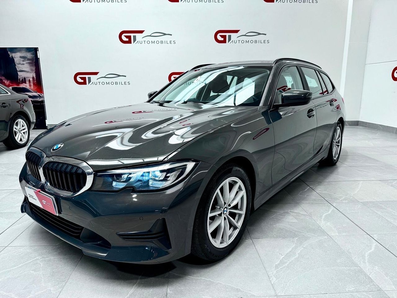 BMW 320 320D xDrive Touring Business - Samsaru's Car Outlet