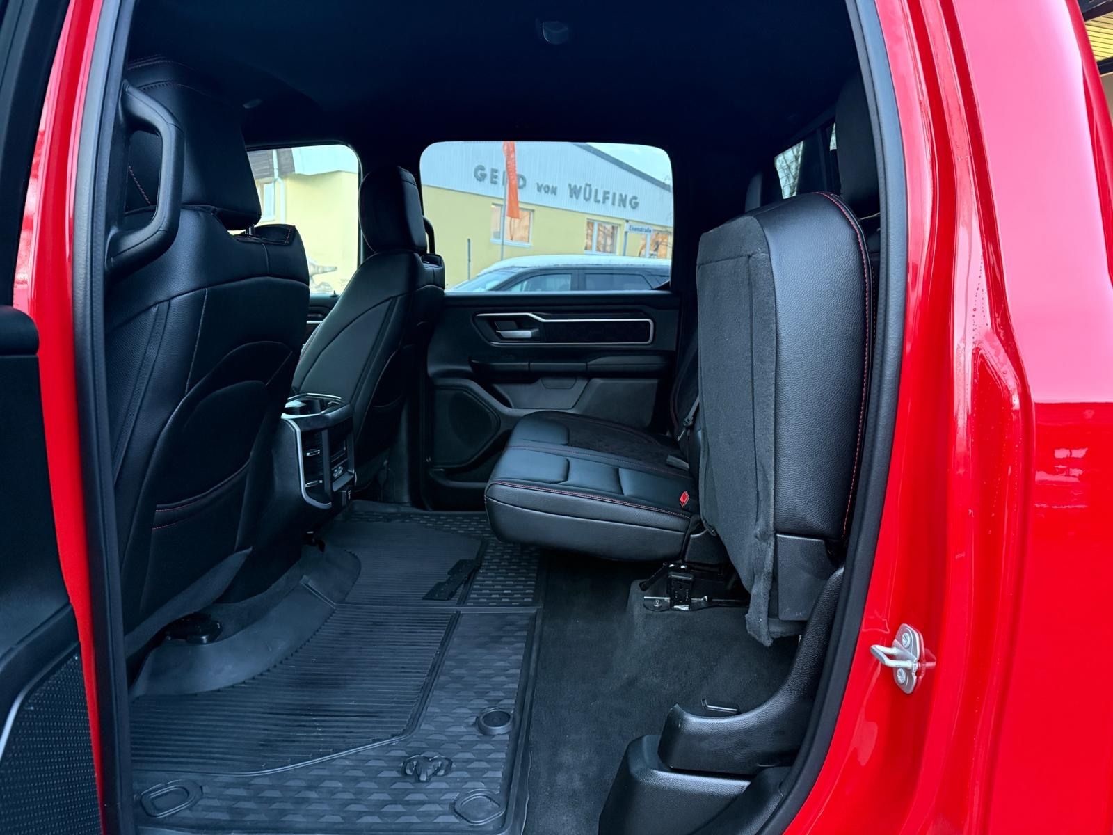 Dodge SPORT*ROLLBAR*OFFROAD*LIFT*AHK*NAVI*4X4*GARANTIE