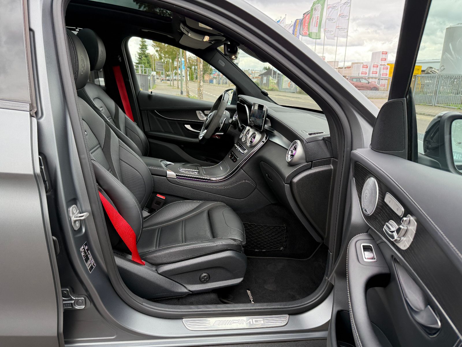Mercedes-Benz GLC63S AMG Magno Pano HUD Burmester FINANZIERUNG