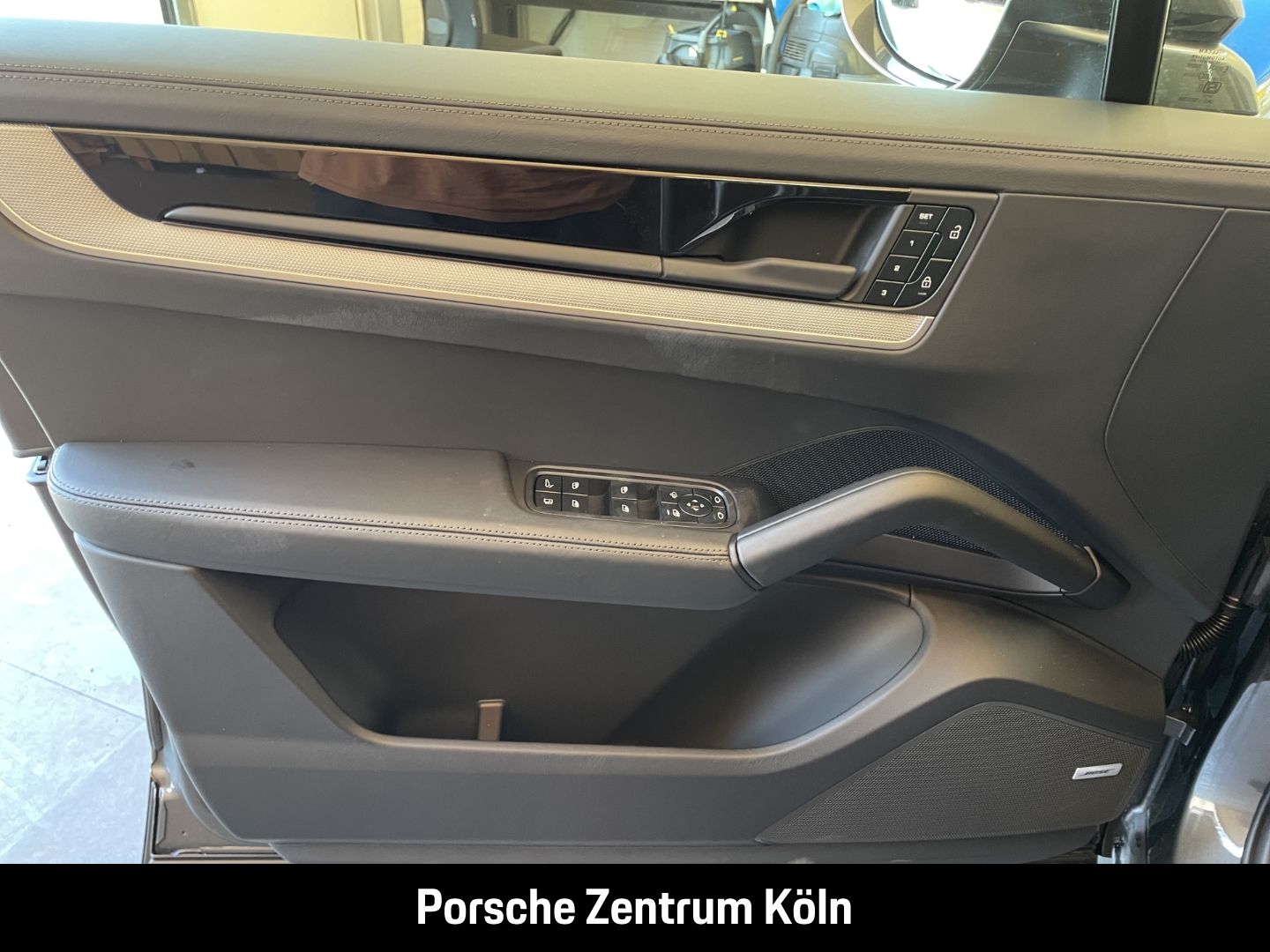 Porsche Cayenne E-Hybrid Sportabgas InnoDrive Head-Up