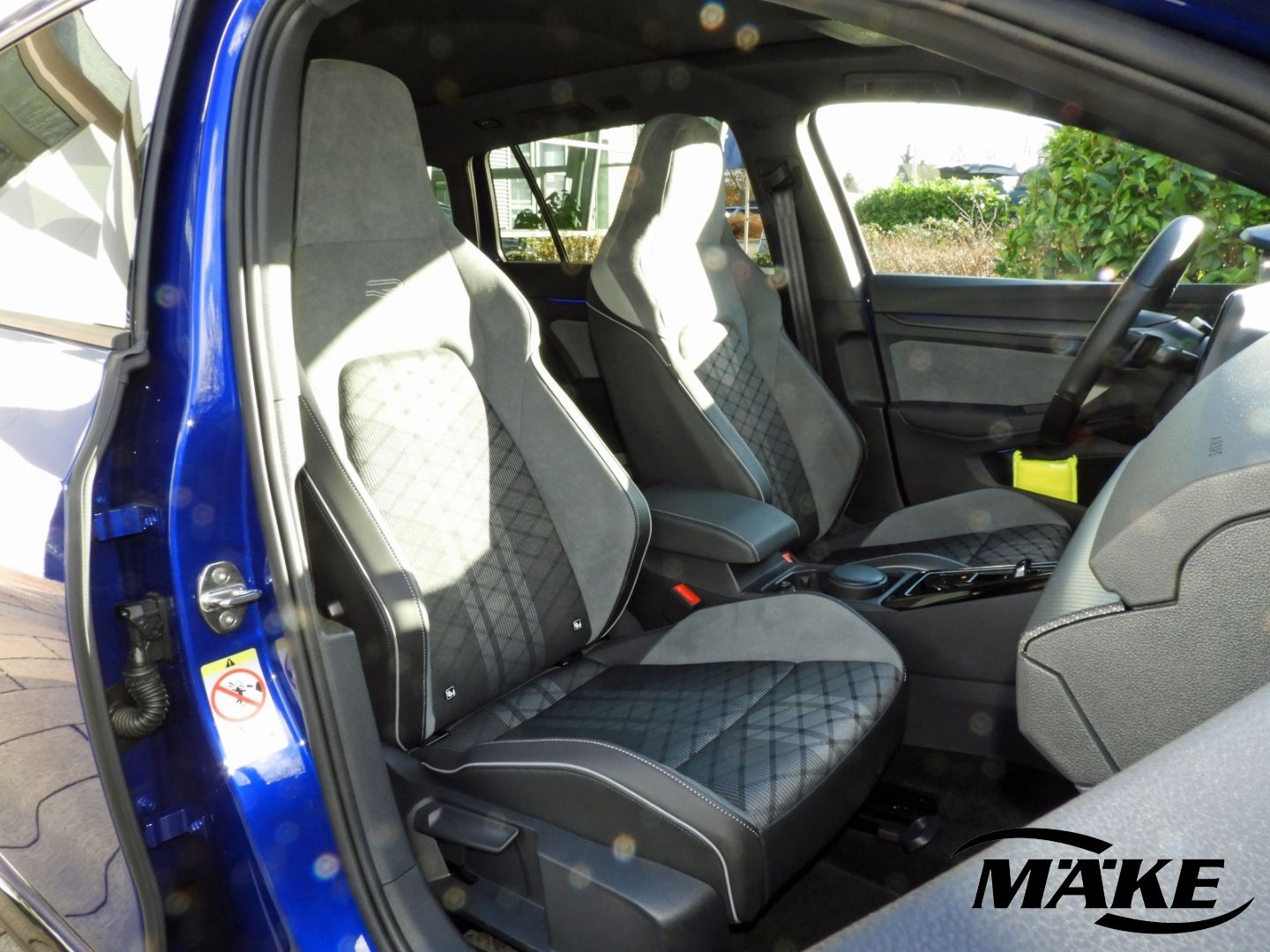 Volkswagen Golf Variant R-Line 2.0 TDI DSG - Samsaru's Car Outlet