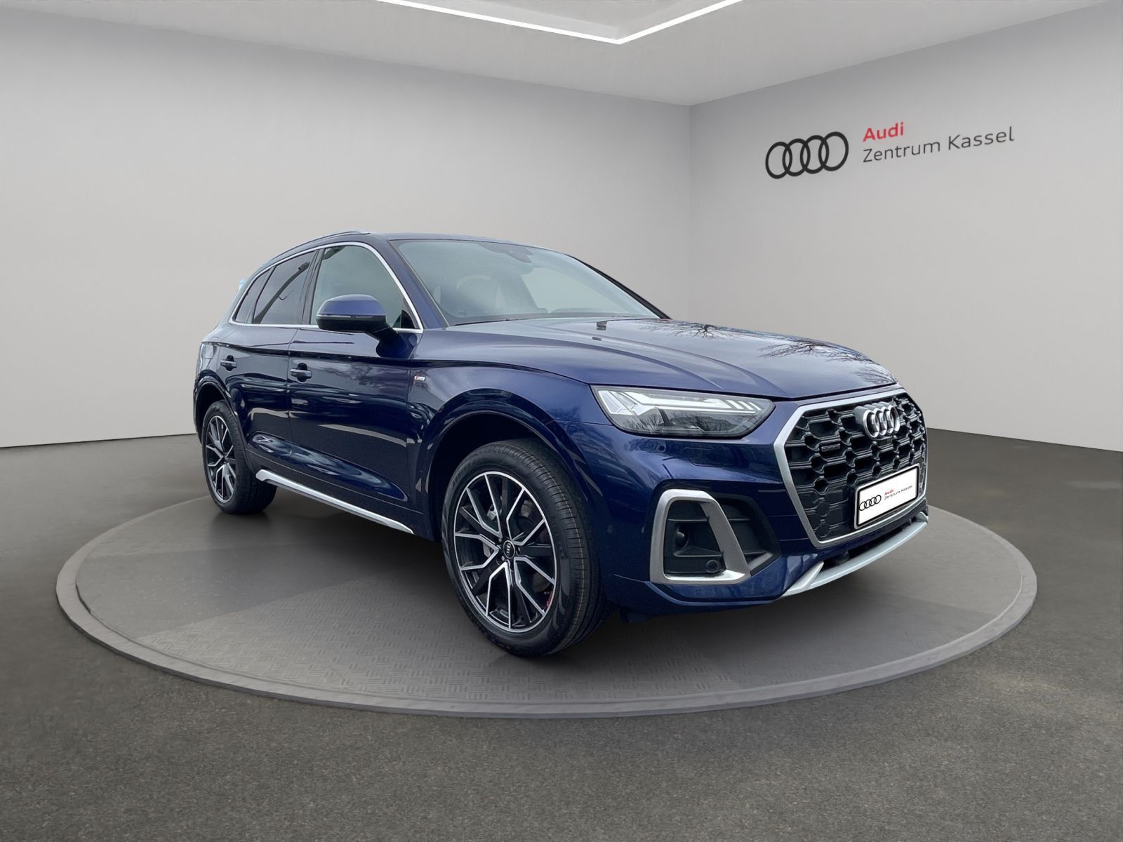 Audi Q5 40 TDI qu. S line Matrix Pano HuD AHK 360°