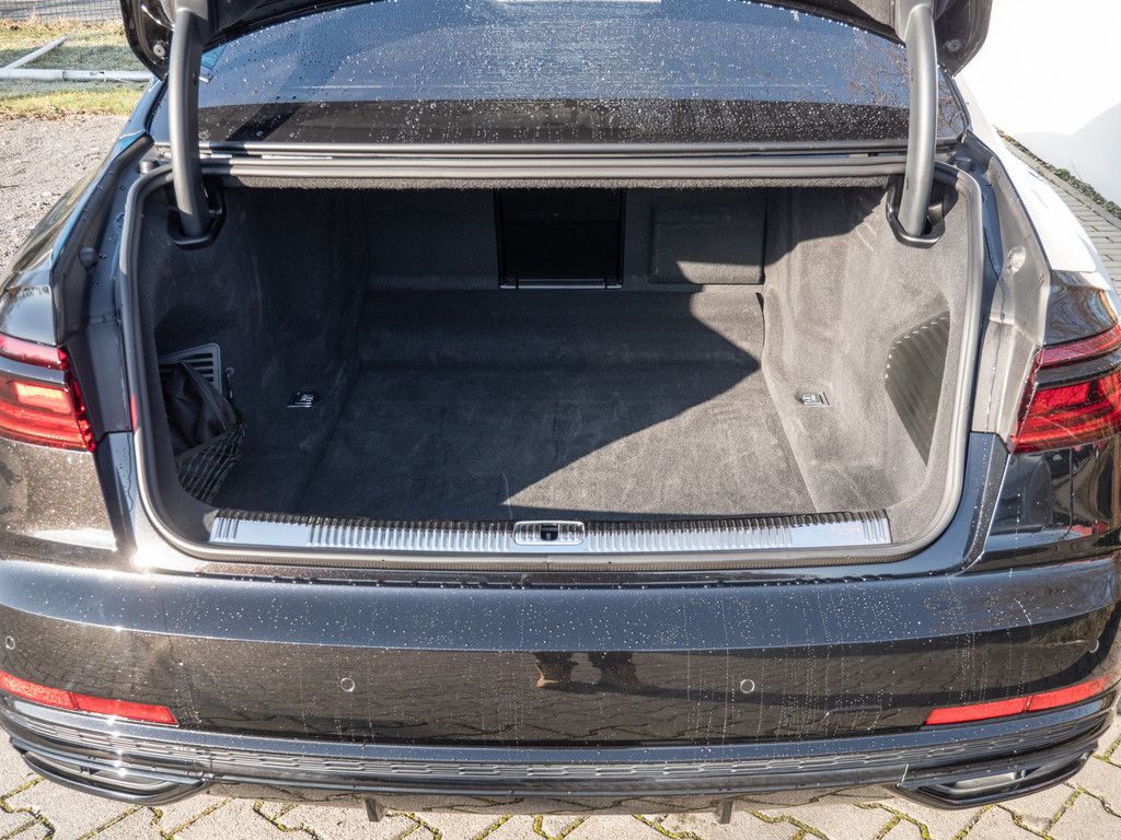 Audi A8 lang 60TFSI quattro - Samsaru's Car Outlet
