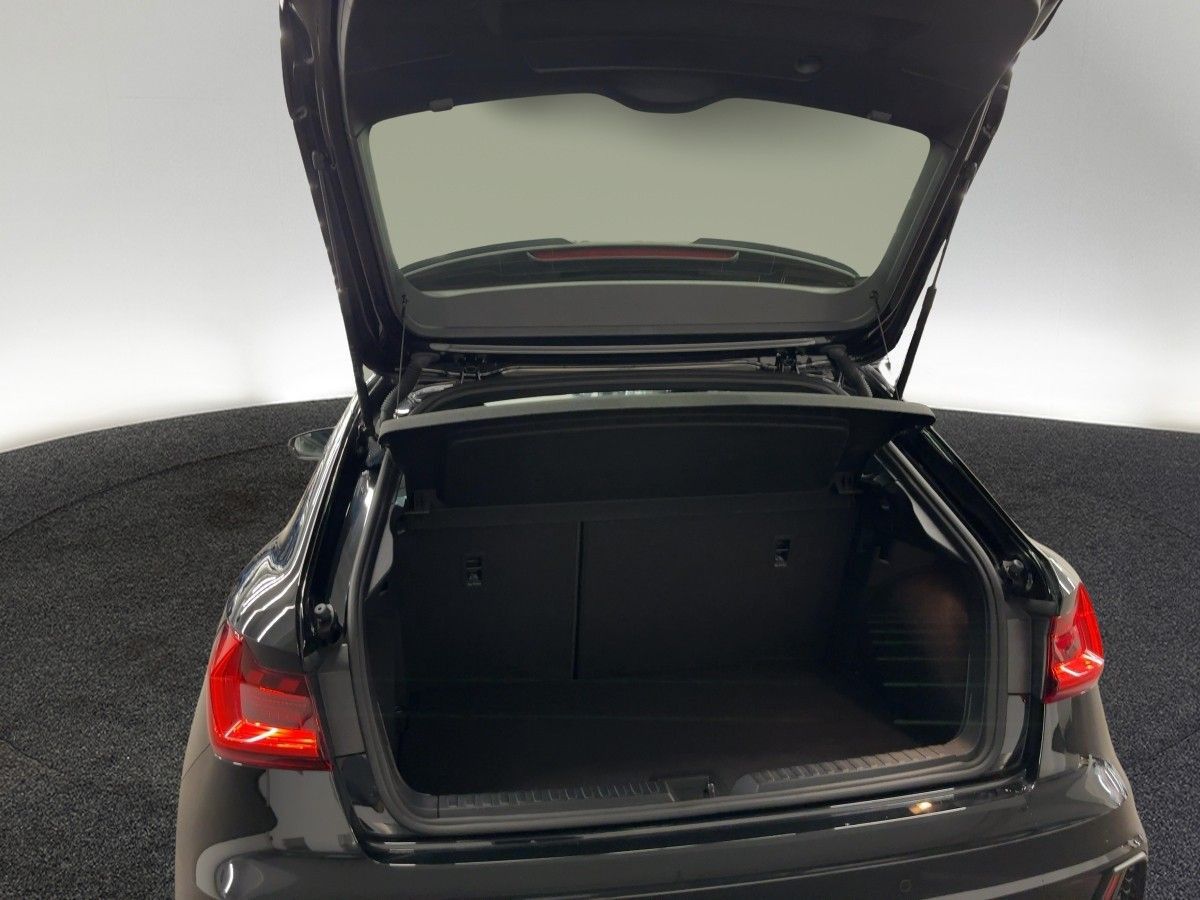 Audi A1 Sportback S line 35 TFSI S tr. RFK PDC LED