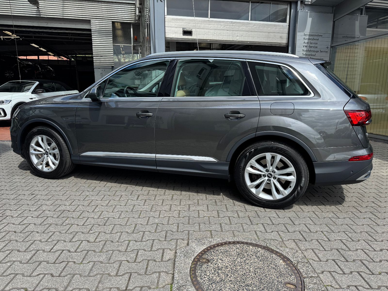Audi Q7 55 TFSI e quattro Plug-In-Hybrid-AHK-Luftfede