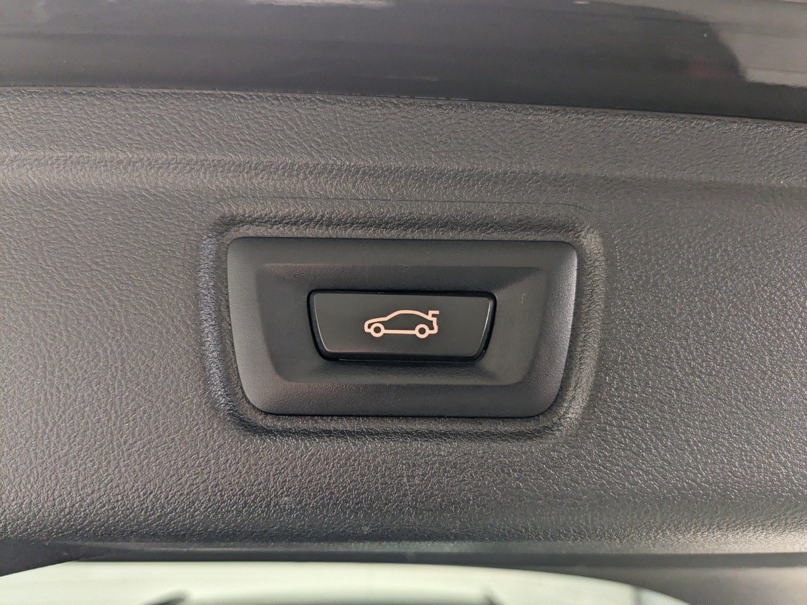 BMW 320e M Sport - Samsaru's Car Outlet