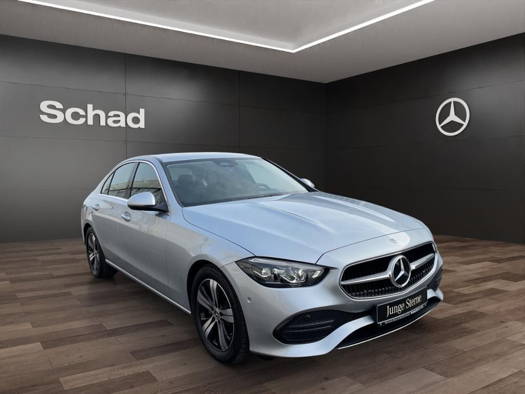 Mercedes-Benz C 180 - Samsaru's Car Outlet