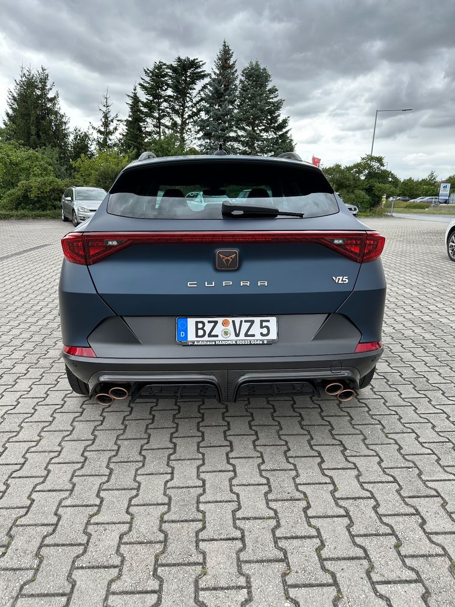 Cupra Formentor VZ5 4Drive - Samsaru's Car Outlet