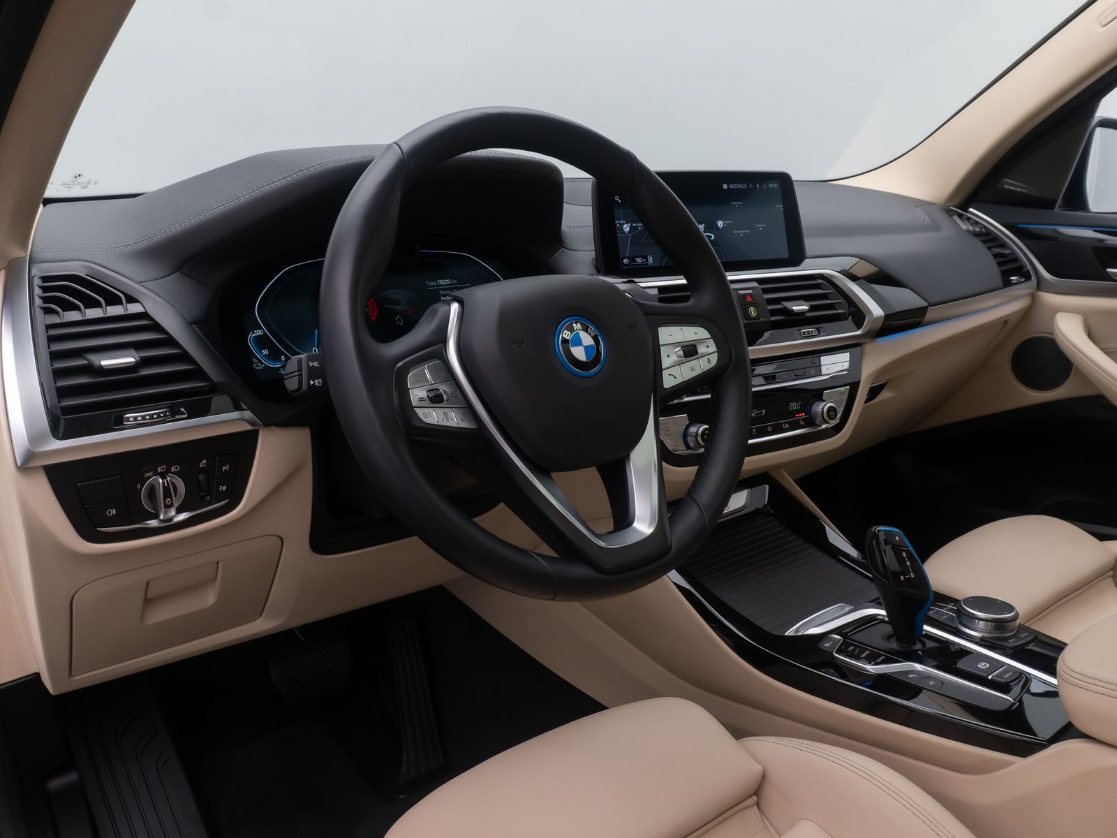 BMW iX3 IMPRESSIVE DAB 360°HUD Panorama H/K 20Zoll