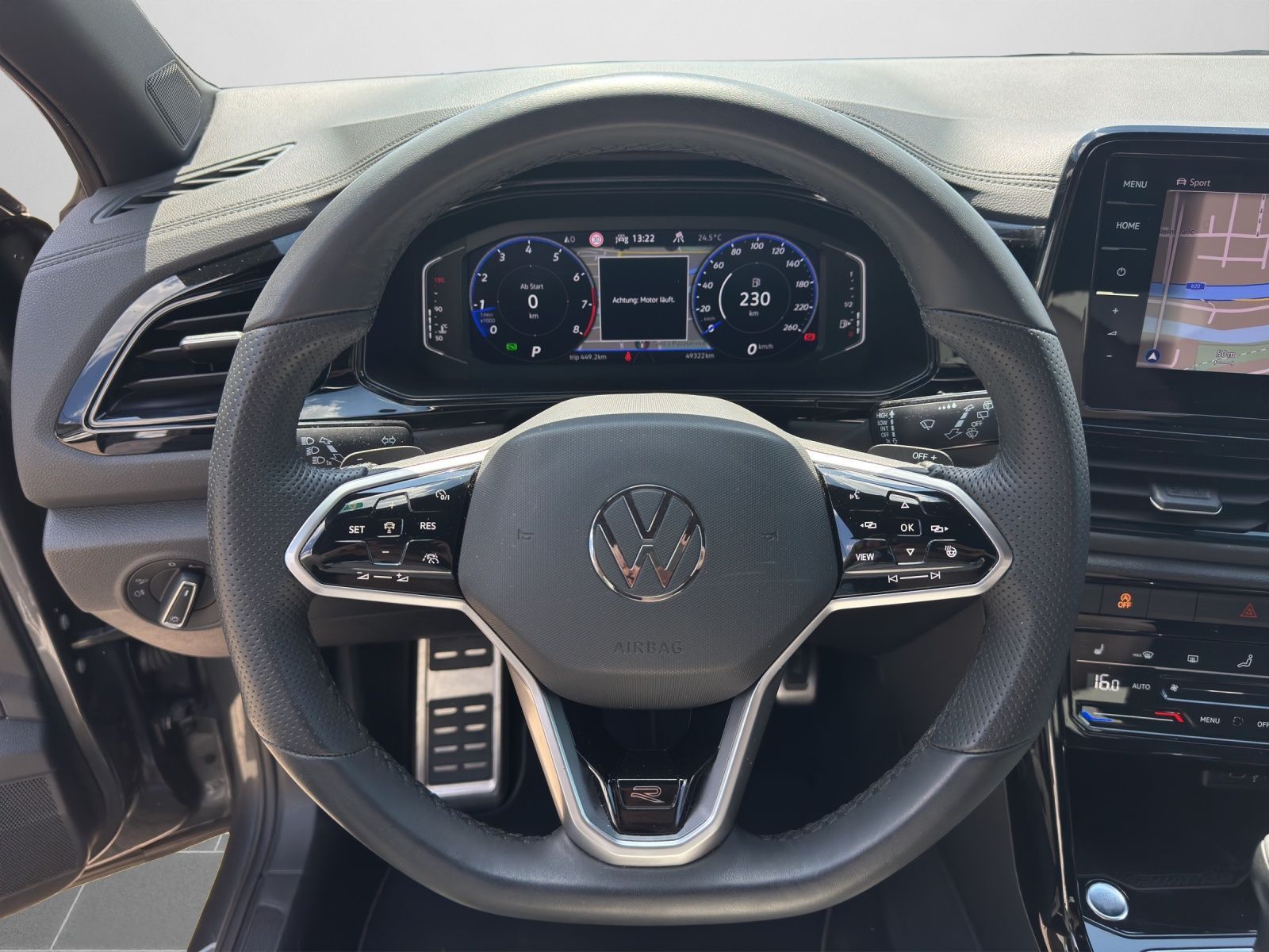 Volkswagen T-Roc R-Line 2.0 TSI DSG - Samsaru's Car Outlet