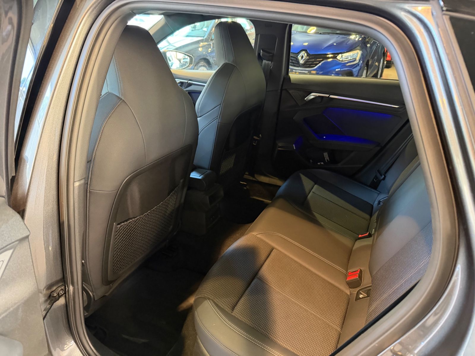 Audi A3 Sportb 40 TFSI qu S line PANO KAMERA Garantie