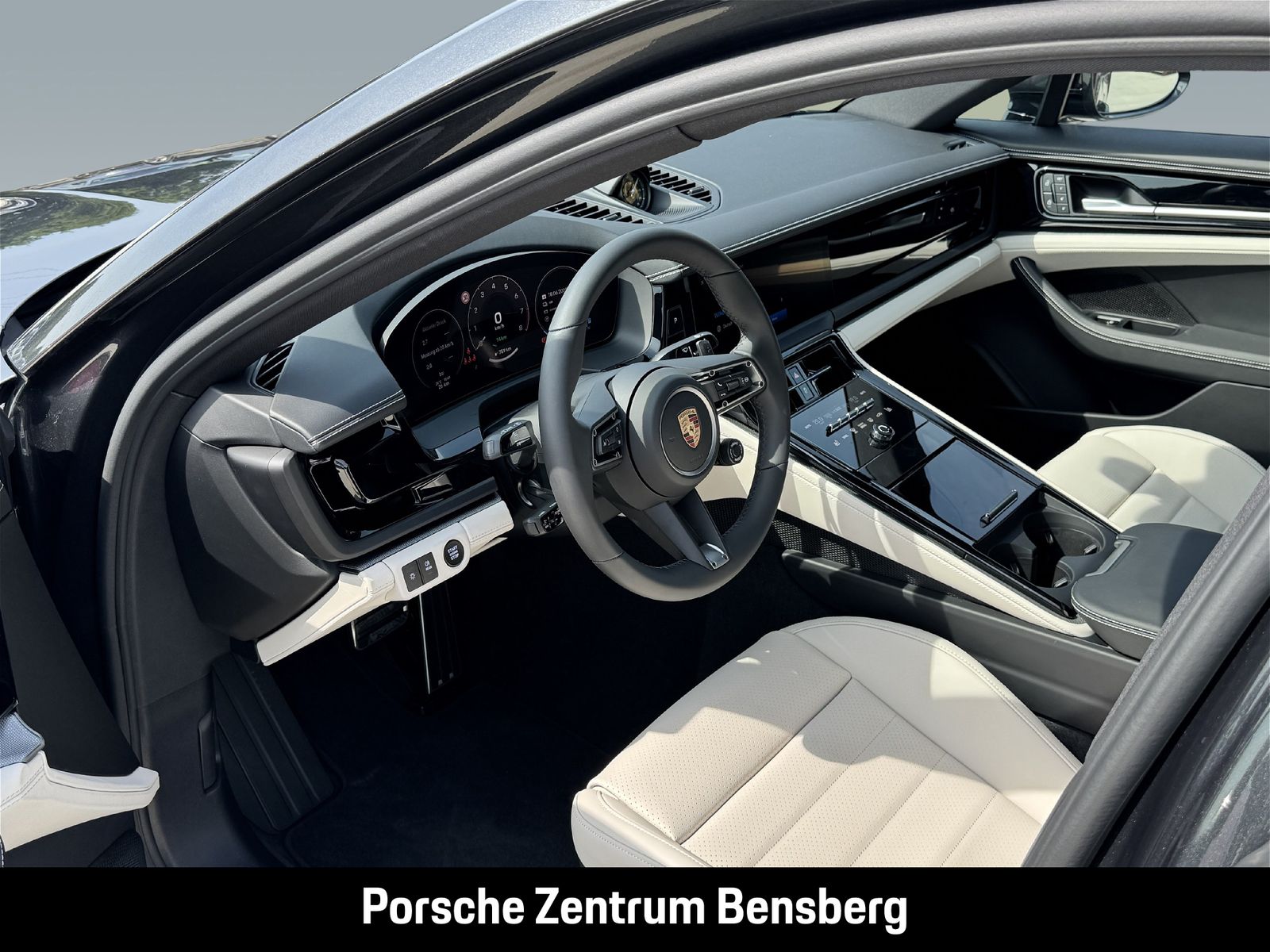 Porsche Panamera 4 E-Hybrid