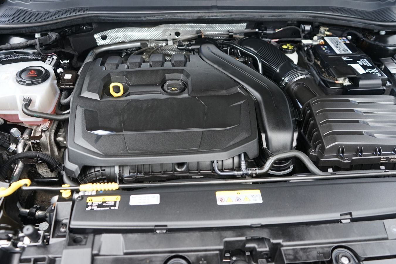 Seat Leon Sportstourer 1.5 eTSI Xcellence*AHK*