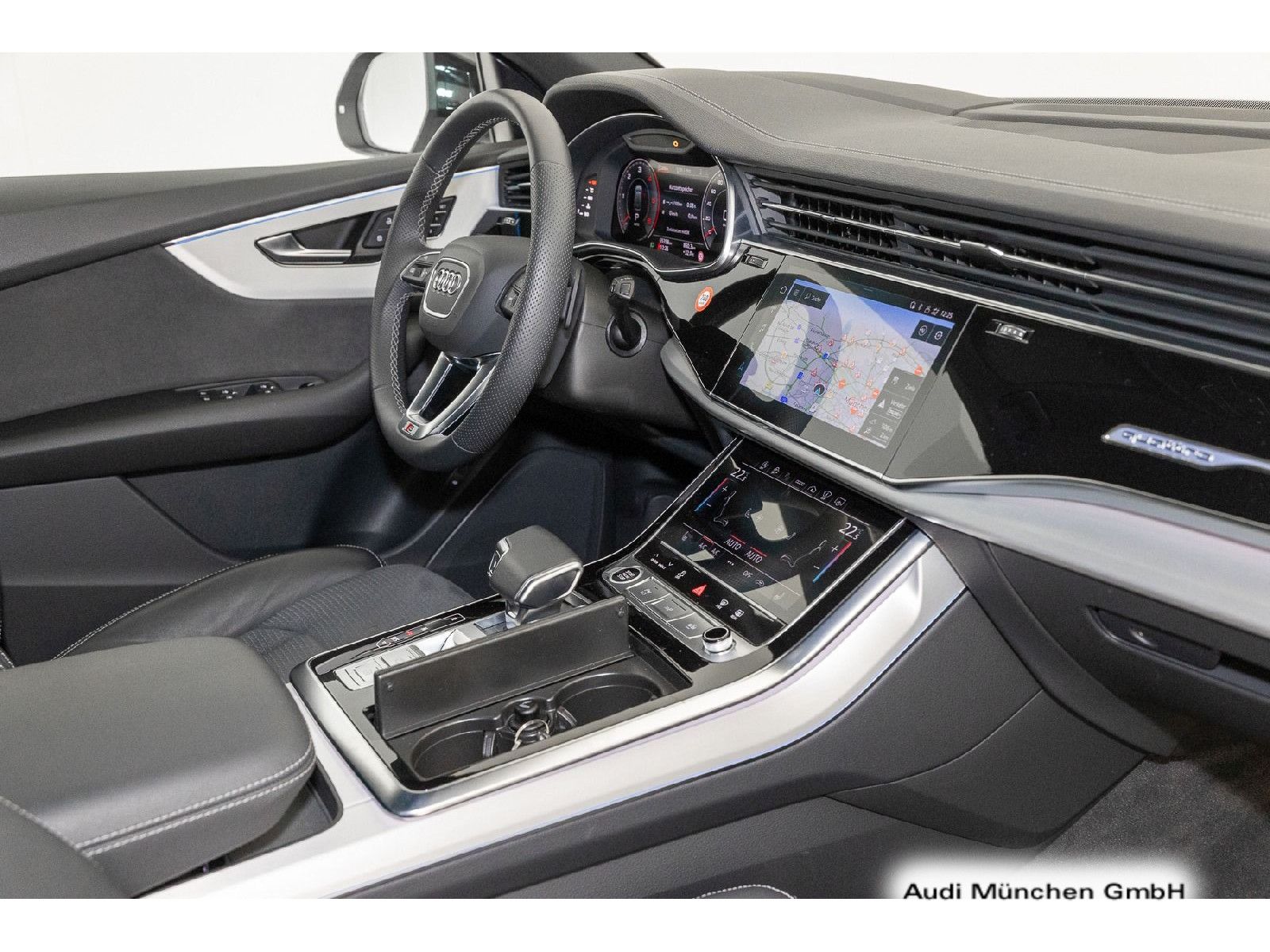Audi Q8 50 TDI qu. S line - Samsaru's Car Outlet