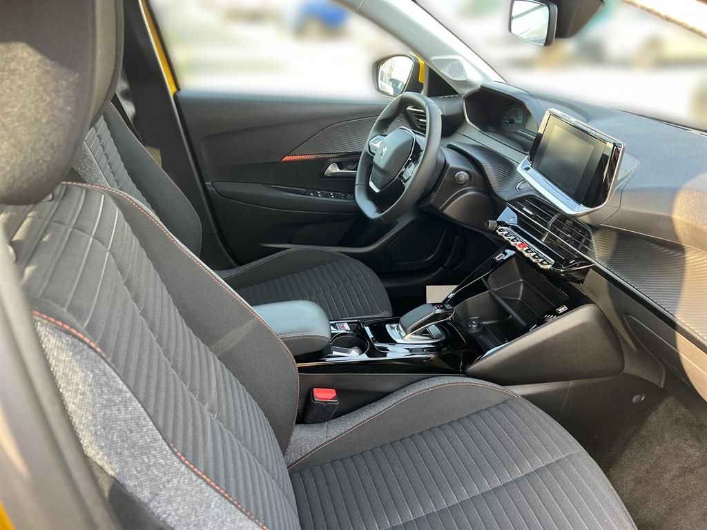 Peugeot e-208 136 Active Pack - Samsaru's Car Outlet
