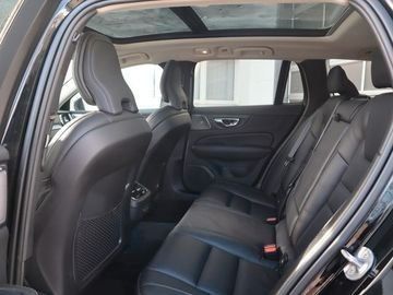 Volvo V60 Cross Country B5 Ultimate AWD AHK B&W 360°SH