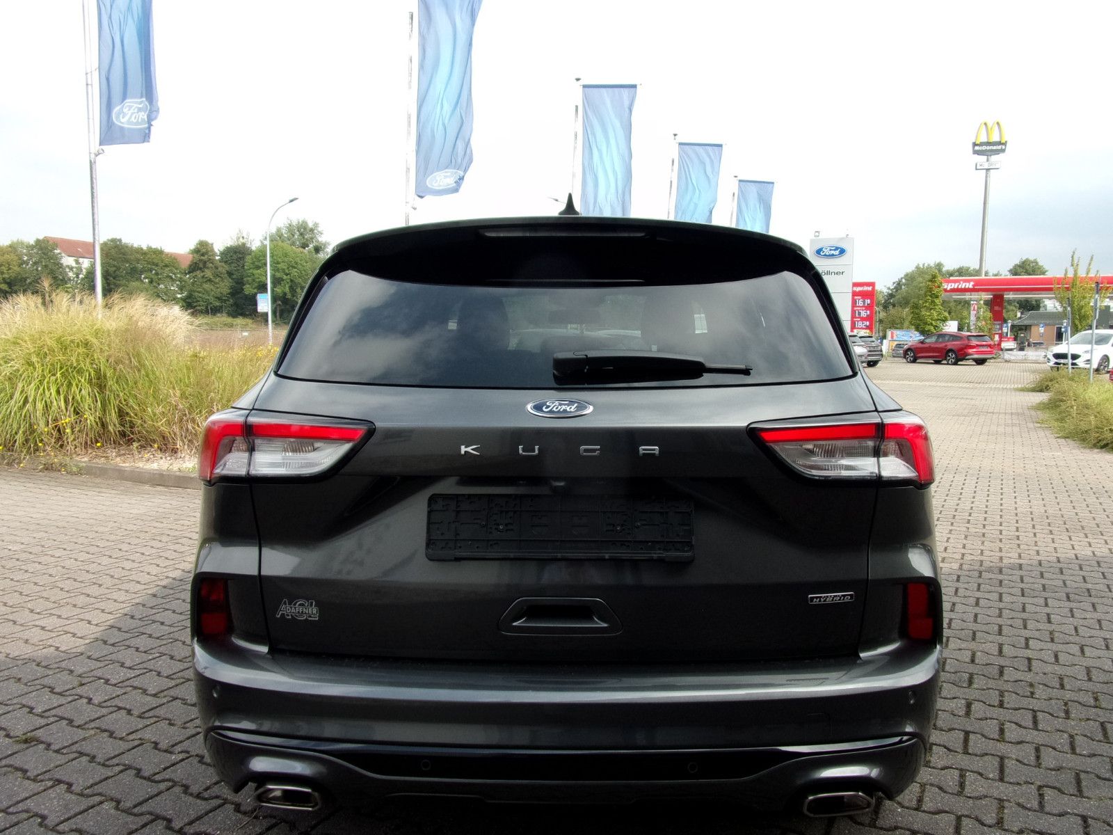 Ford Kuga Plug-In Hybrid ST-Line X - Samsaru's Car Outlet